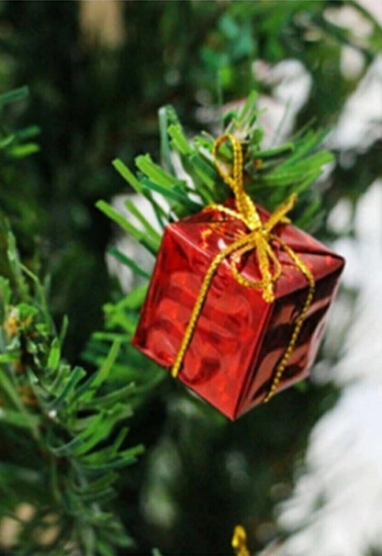 Tcx 12 Adet Hediye Paketi Renkli Noel Yılbaşı Çam Ağacı Süsü 3 Cm