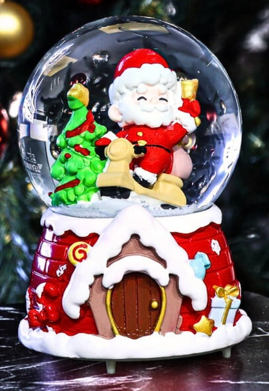 Tcx Mega Boy 2027 Yılbaşı Noel Baba Temalı Kar Püskürtmeli Işıklı Müzikli  Kar Küresi 16 Cm- 18a