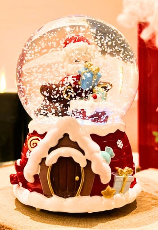 Tcx Mega Boy 2027 Yılbaşı Noel Baba Temalı Kar Püskürtmeli Işıklı Müzikli  Kar Küresi 16 Cm- 18b